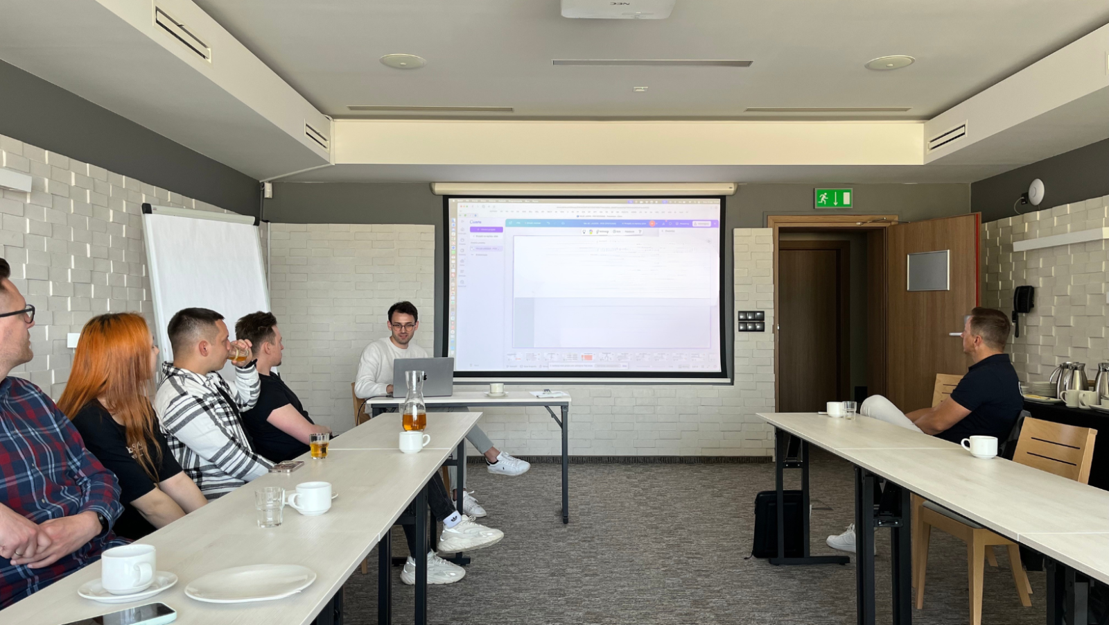 Funkcja Deep Research AI - 30 totalnie przełomowych zastosowań